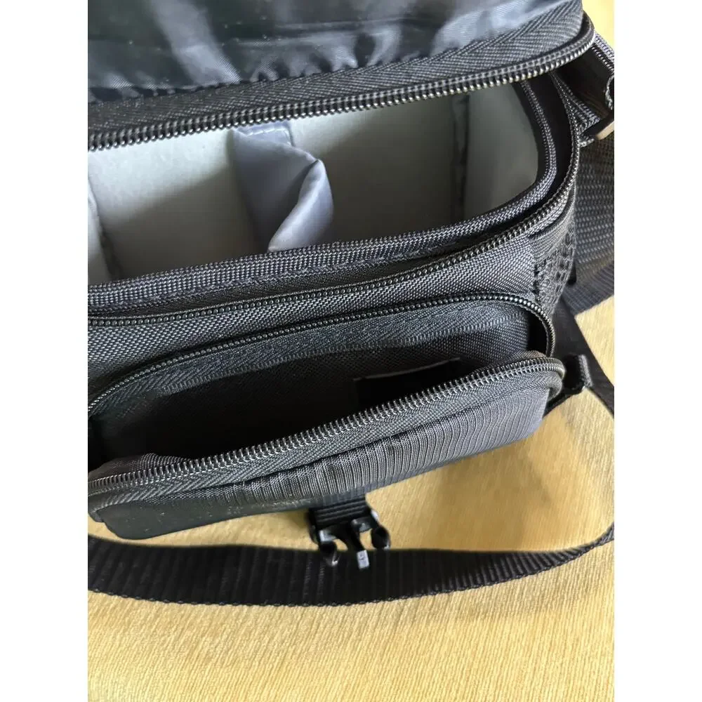 Sony LCS-U11 Compact Camera Shoulder Bag Black Padded